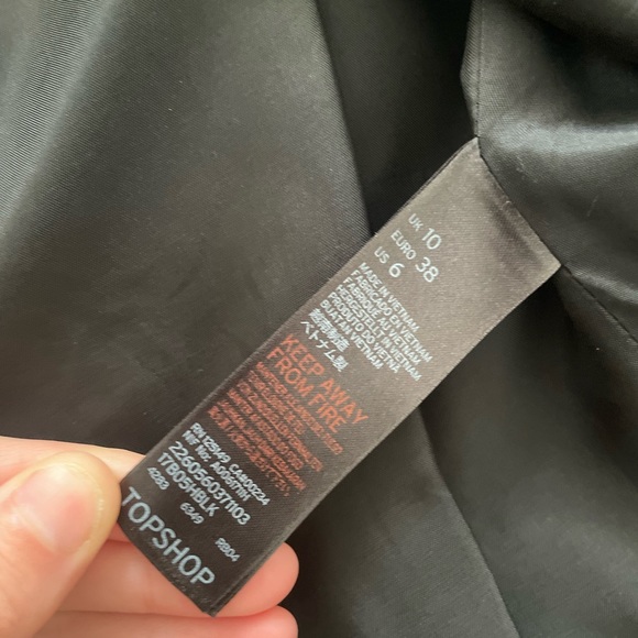 Topshop Suit Crop Jacket - Picture 2 of 3